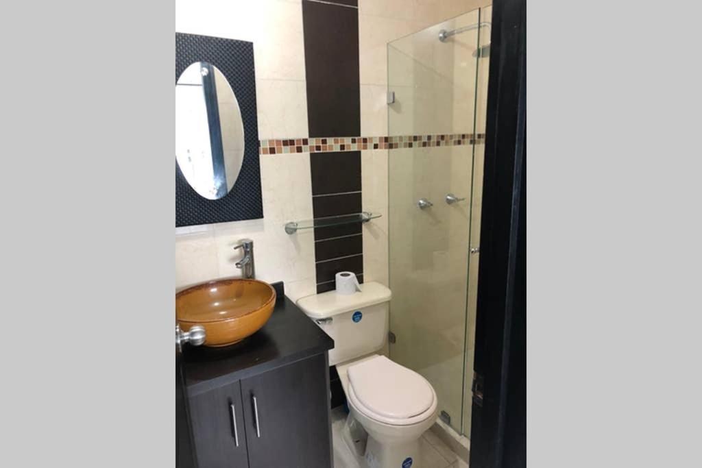 Apartamento Amoblado Con Excelente Ubicacion ペレイラ エクステリア 写真
