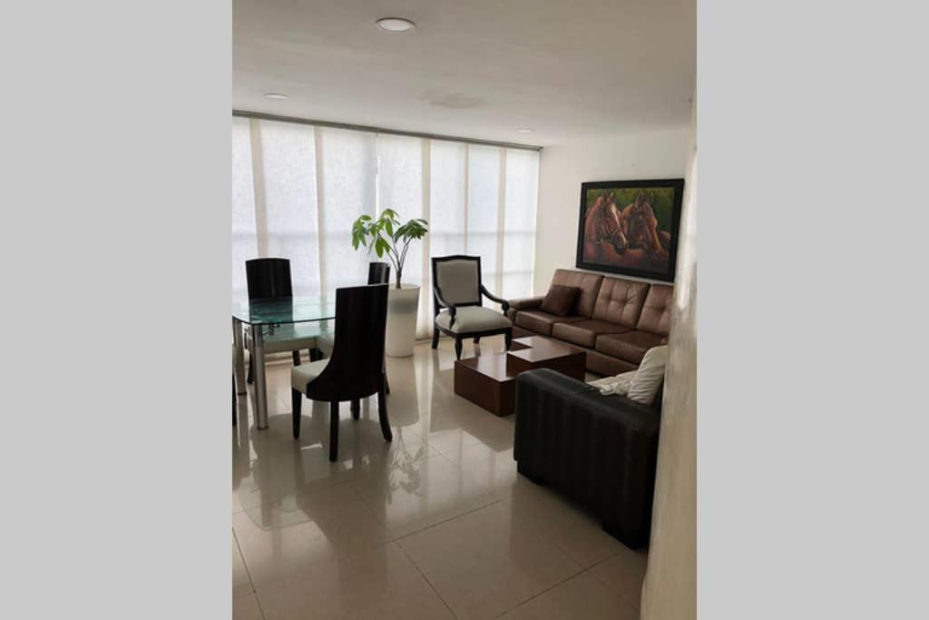 Apartamento Amoblado Con Excelente Ubicacion ペレイラ エクステリア 写真