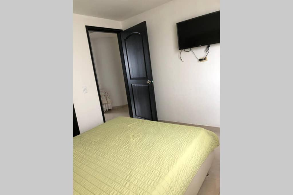 Apartamento Amoblado Con Excelente Ubicacion ペレイラ エクステリア 写真